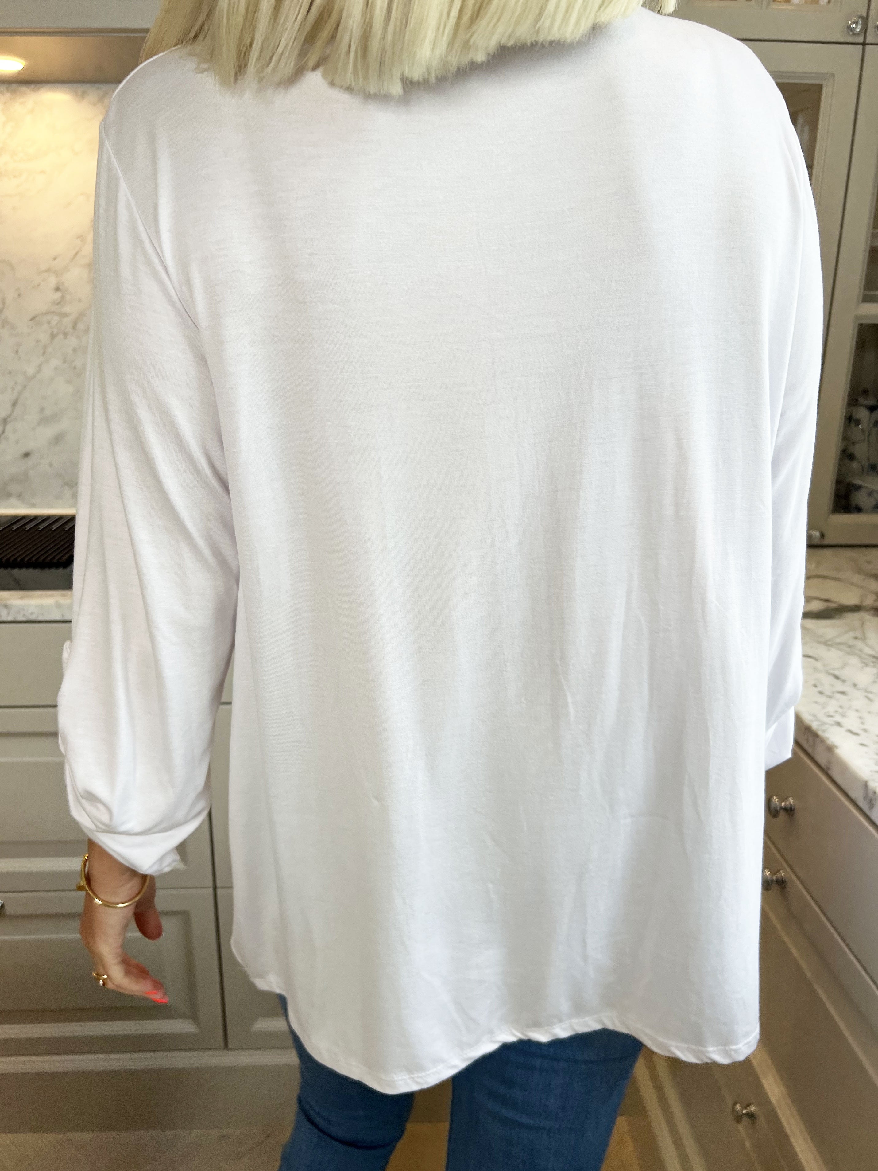 Sisse - Blød elastisk bluse med motiv og similisten